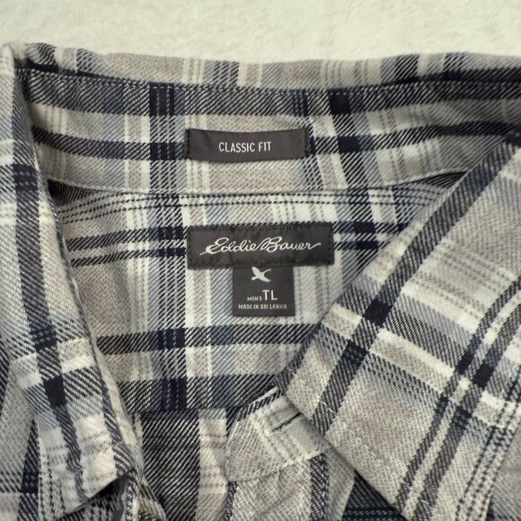 Eddie Bauer Men's Flannel Shirt - Picture 4 of 8